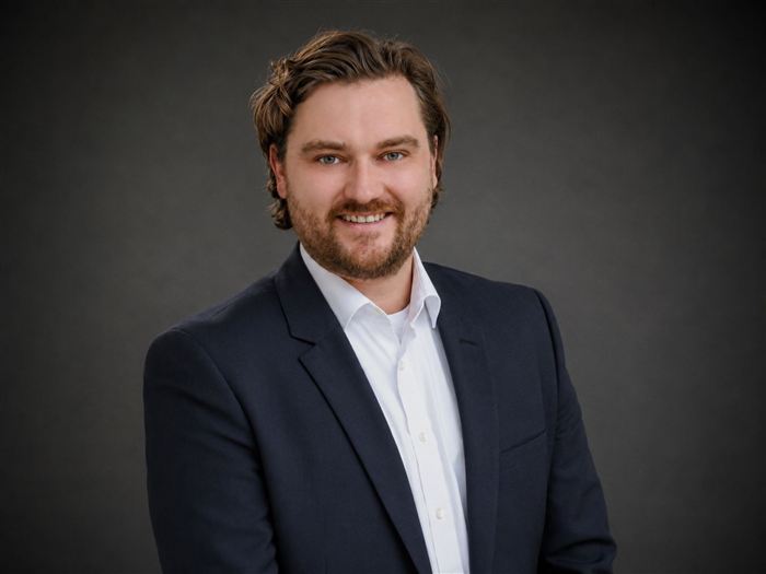 Fabian Bührmann, People Leadership bei finreg